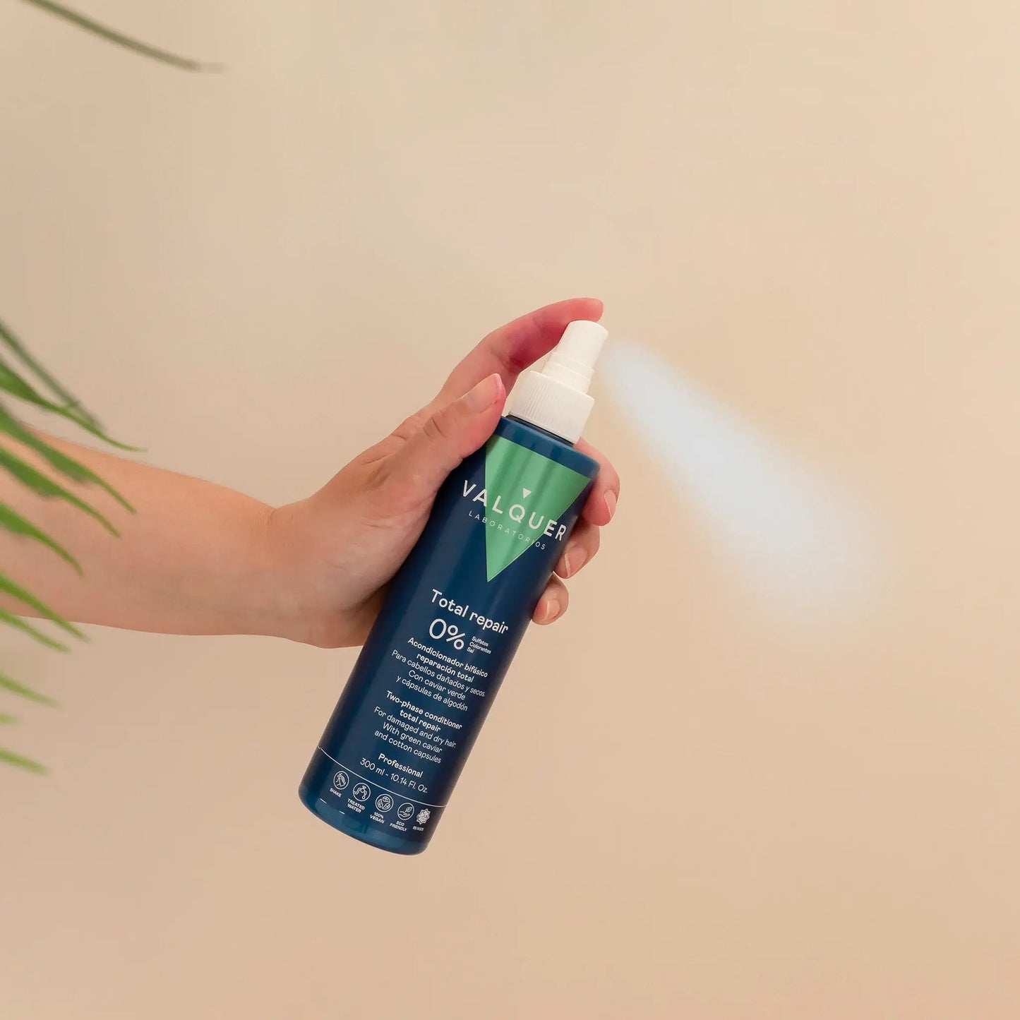 Acondicionador bifásico reparación total para cabellos dañados - 300 ml